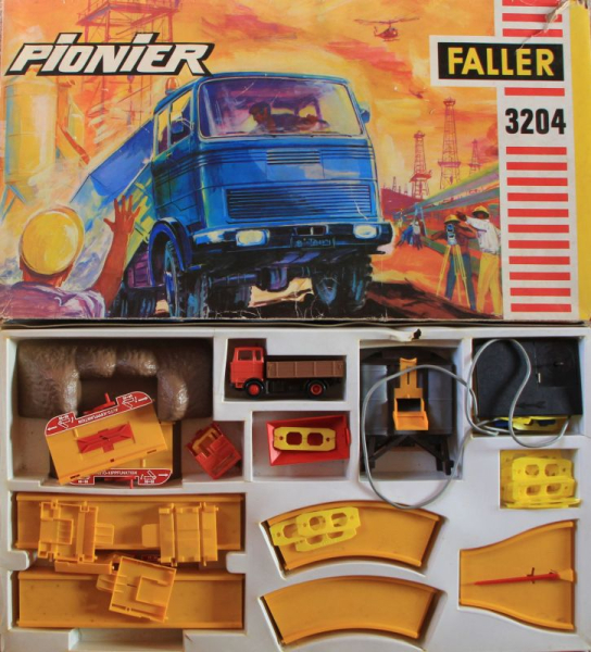 Faller Pionier  1970 Modelcourse 3204 in original box (7628)